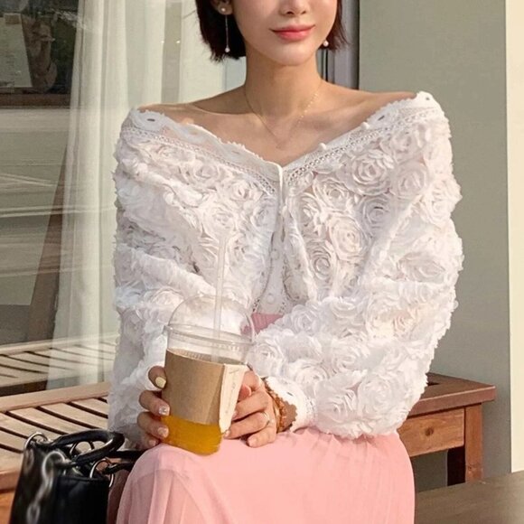 White Boho Womens Floral Embroidery Lantern Sleeve Blouse - Picture 5 of 5